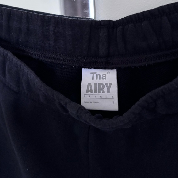 TNA Airy Fleece Joggers in Black - Description! - Picture 2 of 9
